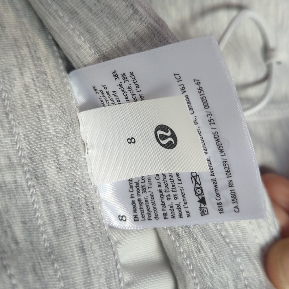 NWOT - Lululemon Softstreme High Rise Pant - Regular - Size 8 - Picture 5 of 7